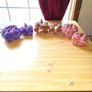 Decorative medium and small pumpkin